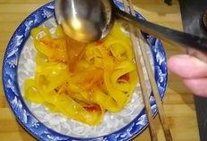 爆料调料的视频怎么做,跟随视频学习独家秘制调味技巧